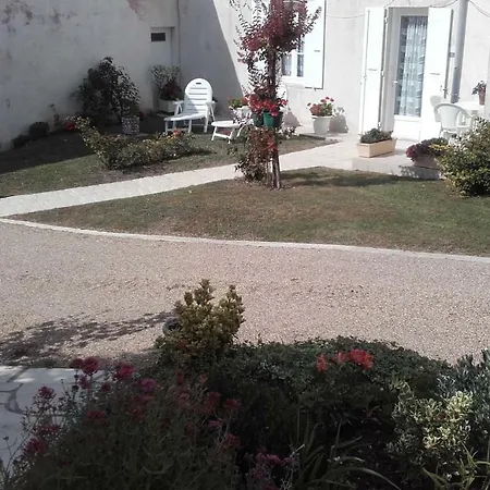 Sur L'estuaire De La Gironde Сasa de vacaciones Saint-Seurin-d'Uzet